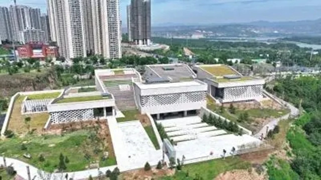 三門峽廟底溝博物館設(shè)計占地94.87畝，建筑面積約19870平方米